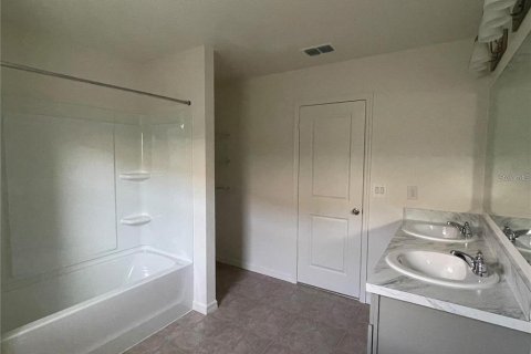 Villa ou maison à louer à Sanford, Floride: 5 chambres, 236.34 m2 № 2413964 - photo 26