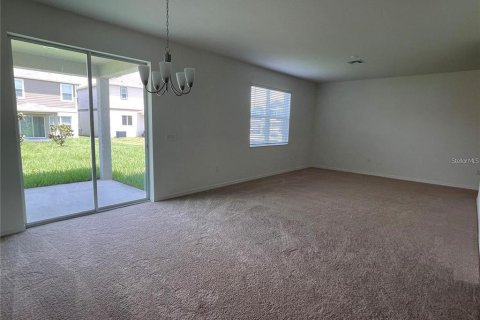 Villa ou maison à louer à Sanford, Floride: 5 chambres, 236.34 m2 № 2413964 - photo 11