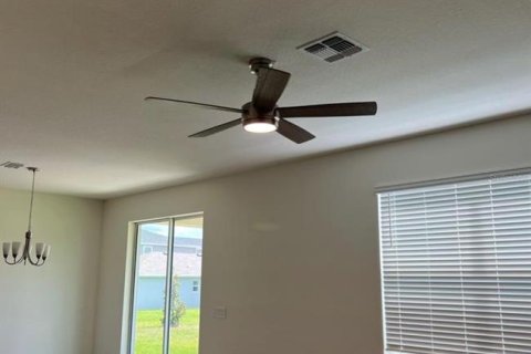 Villa ou maison à louer à Sanford, Floride: 5 chambres, 236.34 m2 № 2413964 - photo 12