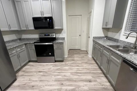 Villa ou maison à louer à Sanford, Floride: 5 chambres, 236.34 m2 № 2413964 - photo 15