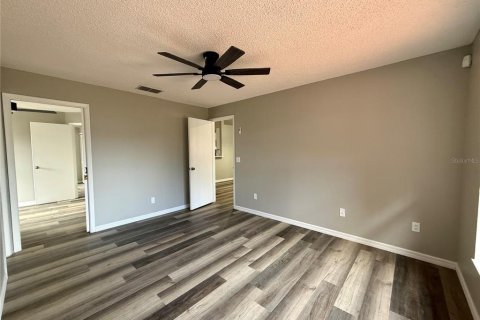 Villa ou maison à louer à Orlando, Floride: 3 chambres, 105.07 m2 № 2288081 - photo 10