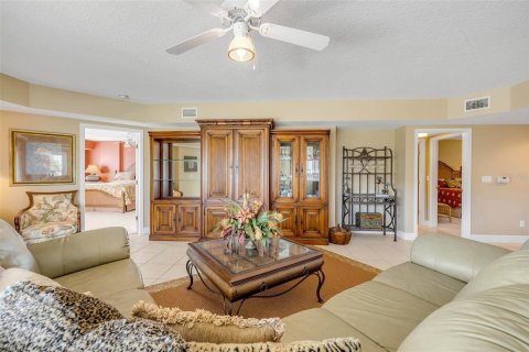 Condo in Ponce Inlet, Florida, 3 bedrooms  № 1854030 - photo 21