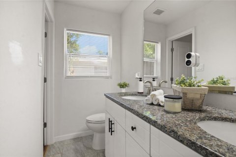 Casa en venta en Orlando, Florida, 3 dormitorios, 174.84 m2 № 1597120 - foto 19