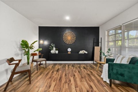 Casa en venta en Orlando, Florida, 3 dormitorios, 174.84 m2 № 1597120 - foto 14