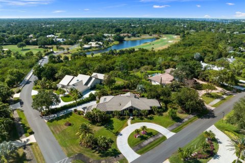 Casa en venta en Palm City, Florida, 3 dormitorios, 324.6 m2 № 1151537 - foto 1