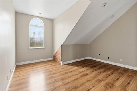 Villa ou maison à vendre à Sorrento, Floride: 6 chambres, 453.73 m2 № 2218230 - photo 30