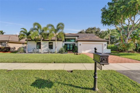 House in Davie, Florida 4 bedrooms, 230.58 sq.m. № 1986666 - photo 6