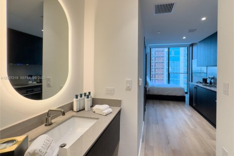 Condo in Miami, Florida № 2170803 - photo 8