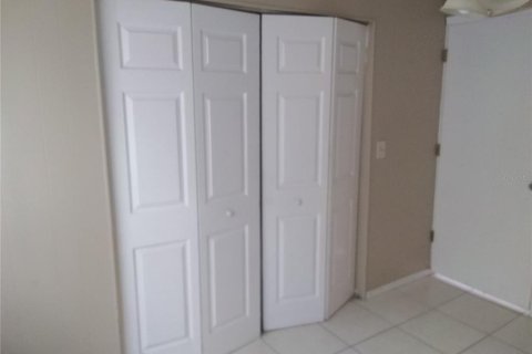 Casa en alquiler en Saint Petersburg, Florida, 3 dormitorios, 103.96 m2 № 1791843 - foto 20