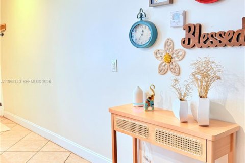 Снять в аренду виллу или дом в Помпано-Бич, Флорида 2 спальни, № 2018056 - фото 28