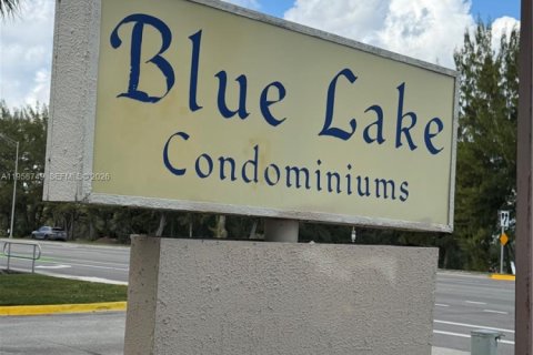 Снять в аренду виллу или дом в Помпано-Бич, Флорида 2 спальни, № 2018056 - фото 30