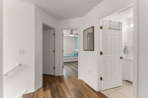 Touwnhouse à vendre à Kissimmee, Floride: 4 chambres, 151.99 m2 № 2406383 - photo 23