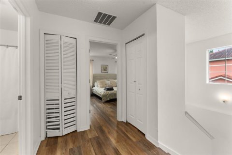 Touwnhouse à vendre à Kissimmee, Floride: 4 chambres, 151.99 m2 № 2406383 - photo 24