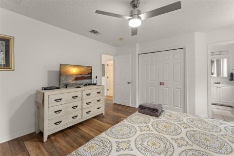 Touwnhouse à vendre à Kissimmee, Floride: 4 chambres, 151.99 m2 № 2406383 - photo 26