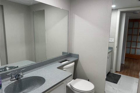 Copropriété à louer à Clearwater, Floride: 1 chambre, 97.36 m2 № 2150550 - photo 10
