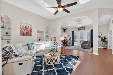 Villa ou maison à vendre à South Daytona, Floride: 4 chambres, 257.15 m2 № 2151850 - photo 13