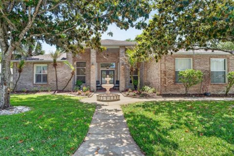 Villa ou maison à South Daytona, Floride 4 chambres, 257.15 m2 № 2151850