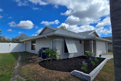 House in Sarasota, Florida 2 bedrooms, 96.25 sq.m. № 1717726 - photo 24