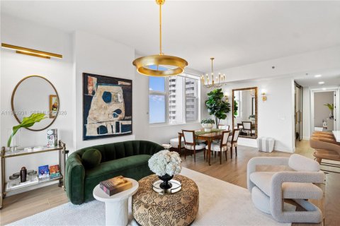 Купить кондоминиум в Корал-Гейблс, Флорида 3 спальни, 142.23м2, № 2048438 - фото 4