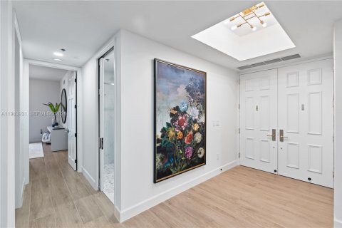 Купить кондоминиум в Корал-Гейблс, Флорида 3 спальни, 142.23м2, № 2048438 - фото 13