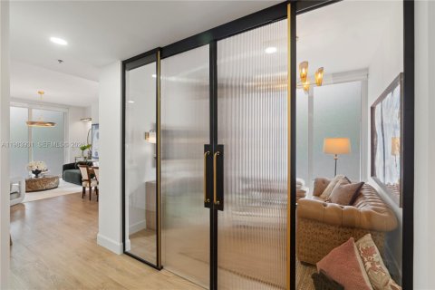 Купить кондоминиум в Корал-Гейблс, Флорида 3 спальни, 142.23м2, № 2048438 - фото 15