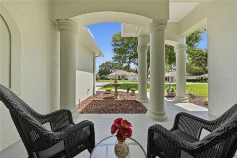 House in Lady Lake, Florida 3 bedrooms, 206.99 sq.m. № 2203290 - photo 29