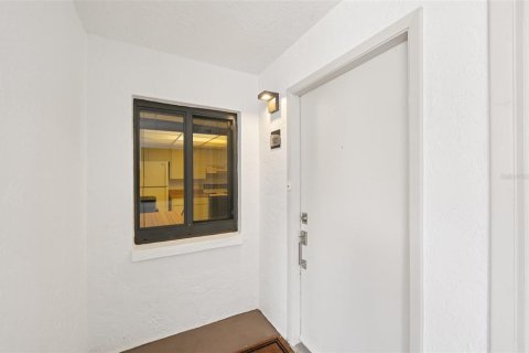 Copropriété à vendre à Sarasota, Floride: 2 chambres, 129.04 m2 № 1849889 - photo 14
