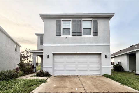 House in Wesley Chapel, Florida 4 bedrooms, 209.96 sq.m. № 2389207 - photo 1