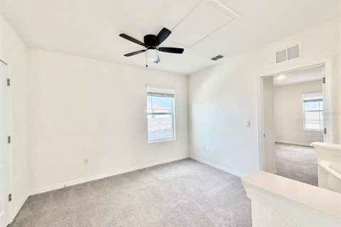 House in Wesley Chapel, Florida 4 bedrooms, 209.96 sq.m. № 2389207 - photo 19