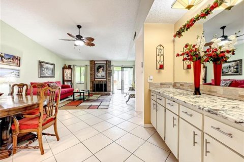 Condominio en venta en Altamonte Springs, Florida, 2 dormitorios, 141.12 m2 № 1914510 - foto 15