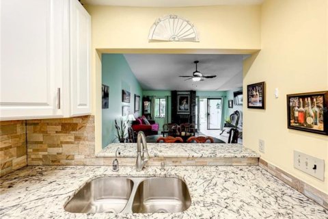 Condominio en venta en Altamonte Springs, Florida, 2 dormitorios, 141.12 m2 № 1914510 - foto 11