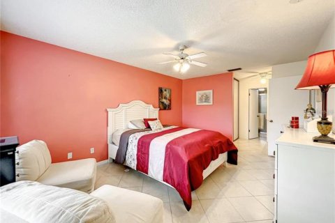 Condominio en venta en Altamonte Springs, Florida, 2 dormitorios, 141.12 m2 № 1914510 - foto 19