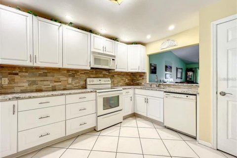 Condominio en venta en Altamonte Springs, Florida, 2 dormitorios, 141.12 m2 № 1914510 - foto 8