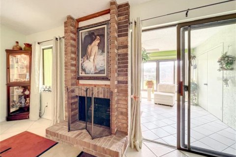 Condominio en venta en Altamonte Springs, Florida, 2 dormitorios, 141.12 m2 № 1914510 - foto 16