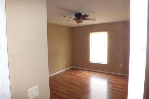 House in Winter Haven, Florida 4 bedrooms, 204.38 sq.m. № 2258640 - photo 2