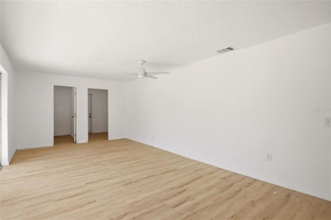 House in Riverview, Florida 3 bedrooms, 223.62 sq.m. № 2150204 - photo 22