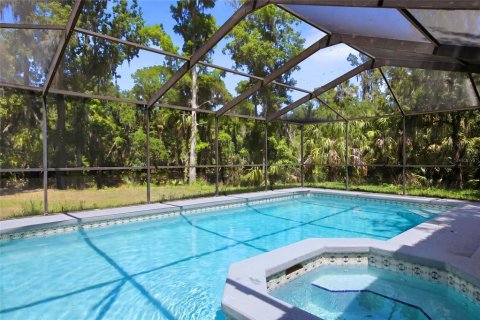House in Riverview, Florida 3 bedrooms, 223.62 sq.m. № 2150204 - photo 5