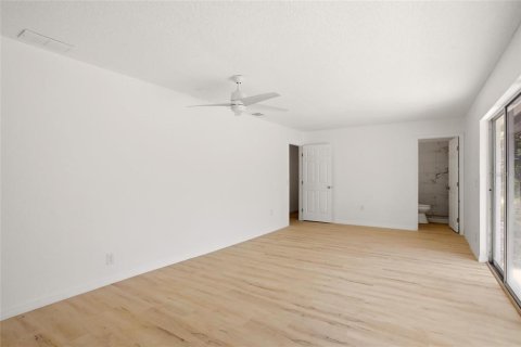 House in Riverview, Florida 3 bedrooms, 223.62 sq.m. № 2150204 - photo 23