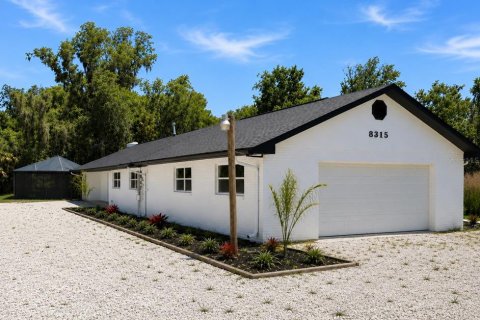 House in Riverview, Florida 3 bedrooms, 223.62 sq.m. № 2150204