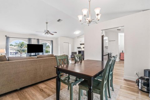 Villa ou maison à louer à Loxahatchee Groves, Floride: 3 chambres, 144.65 m2 № 2365812 - photo 5