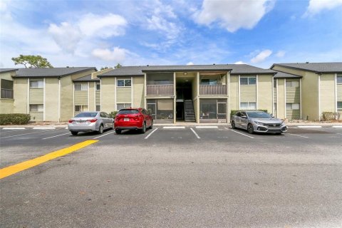 Condo in Altamonte Springs, Florida, 2 bedrooms  № 1843316 - photo 7