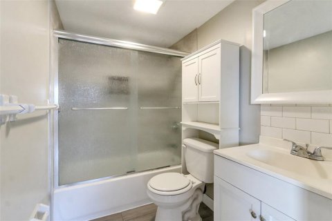 Condo in Altamonte Springs, Florida, 2 bedrooms  № 1843316 - photo 10