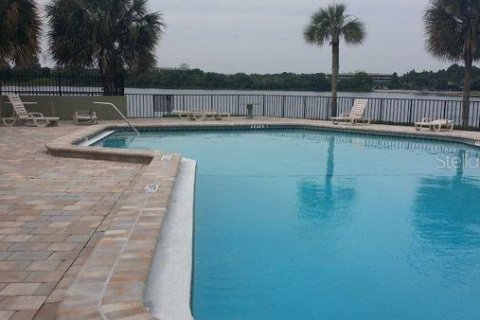 Condo in Altamonte Springs, Florida, 2 bedrooms  № 1843316 - photo 6