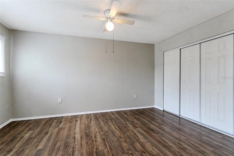 Condo in Altamonte Springs, Florida, 2 bedrooms  № 1843316 - photo 17