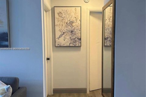 Villa ou maison à louer à North Miami Beach, Floride: 2 chambres, 89.65 m2 № 2011386 - photo 6