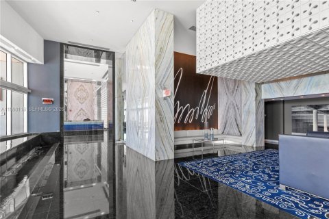 Condo in Miami, Florida, 3 bedrooms  № 2056858 - photo 21