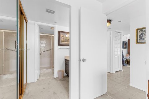Copropriété à vendre à Pembroke Pines, Floride: 2 chambres, 104.05 m2 № 2194732 - photo 14