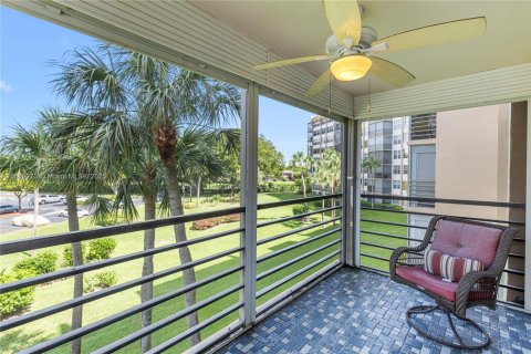 Copropriété à vendre à Pembroke Pines, Floride: 2 chambres, 104.05 m2 № 2194732 - photo 10