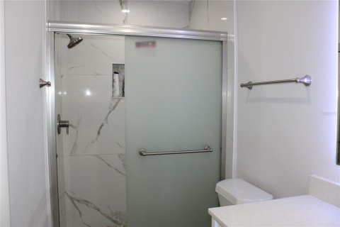 House in Tampa, Florida 3 bedrooms, 185.8 sq.m. № 1616814 - photo 12
