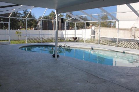 House in Tampa, Florida 3 bedrooms, 185.8 sq.m. № 1616814 - photo 15